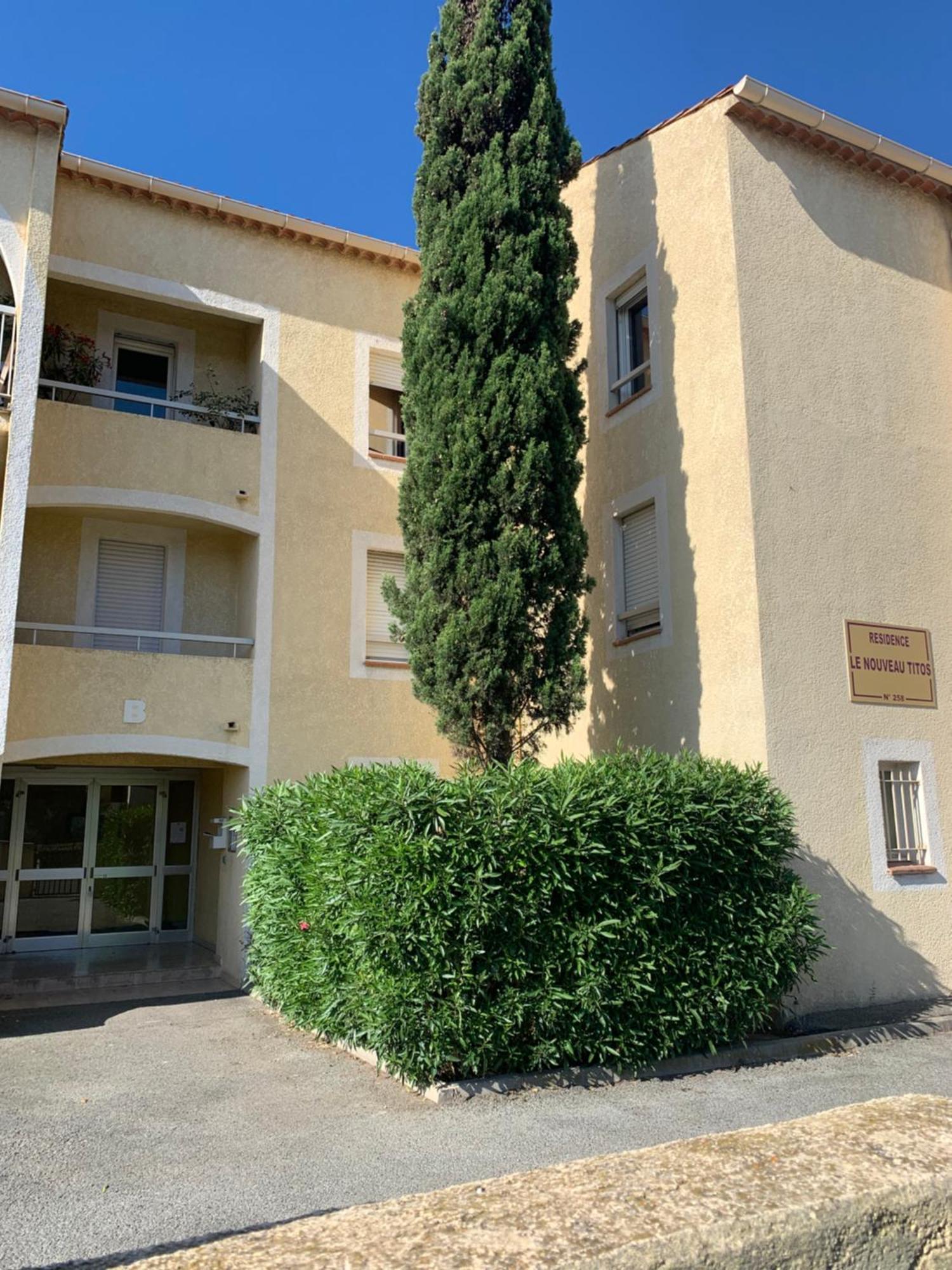 Beau T2 Avec Jardin Frejus Plage Exterior foto